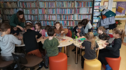 Zdjęcie kolorowe, Biblioludki i Dzień Babci - zajęcia w Bibliotece