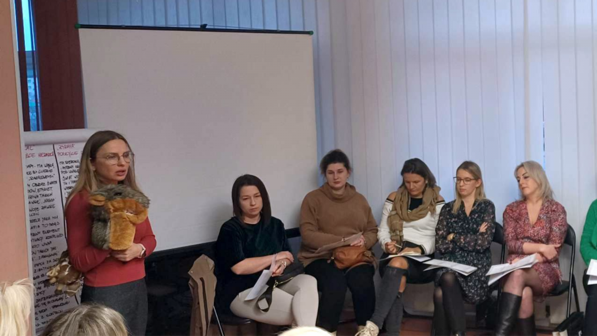 Zdjęcie kolorowe, konferencja Widzę człowieka w Bibliotece