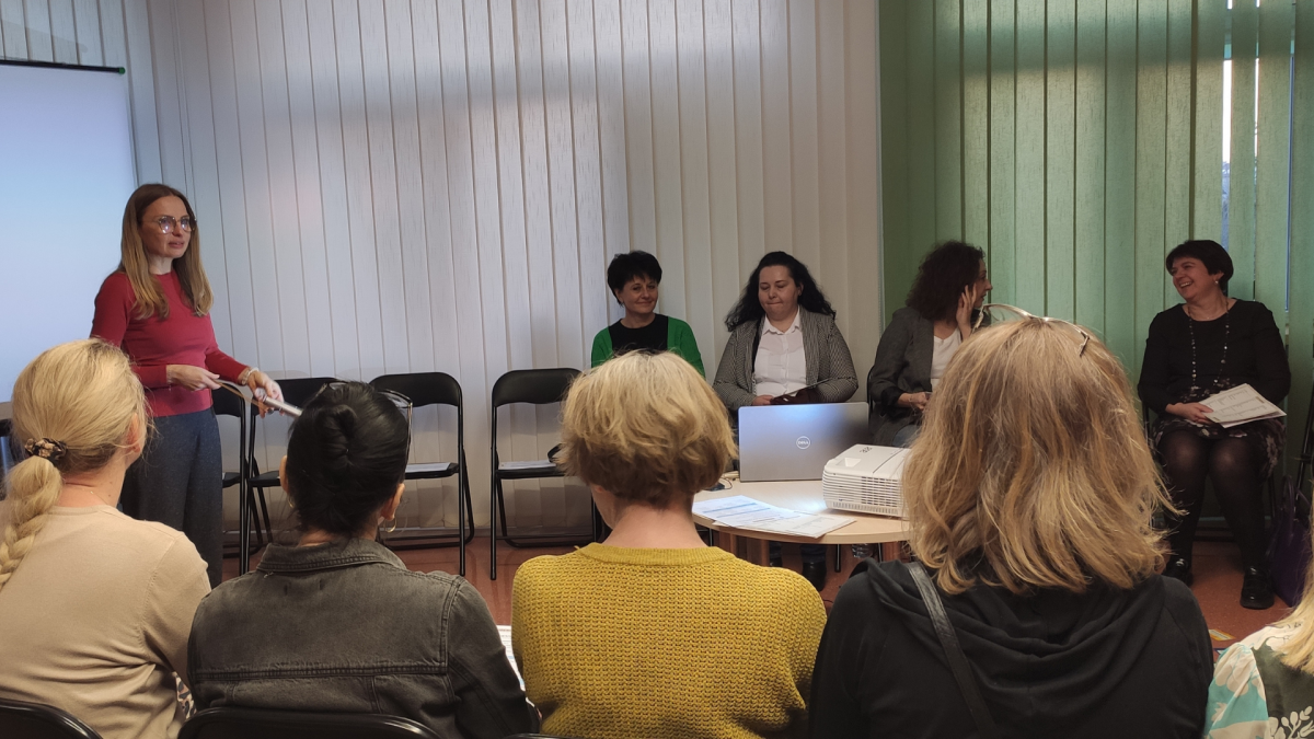 Zdjęcie kolorowe, konferencja Widzę człowieka w Bibliotece